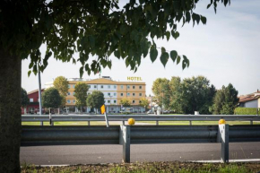 Отель Venice Hotel  Гризиньяно-Ди-Цокко
